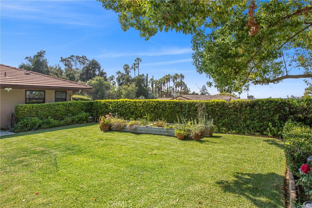 1405 Sterling Road Redlands, CA 92373 - Photo 29 of 49