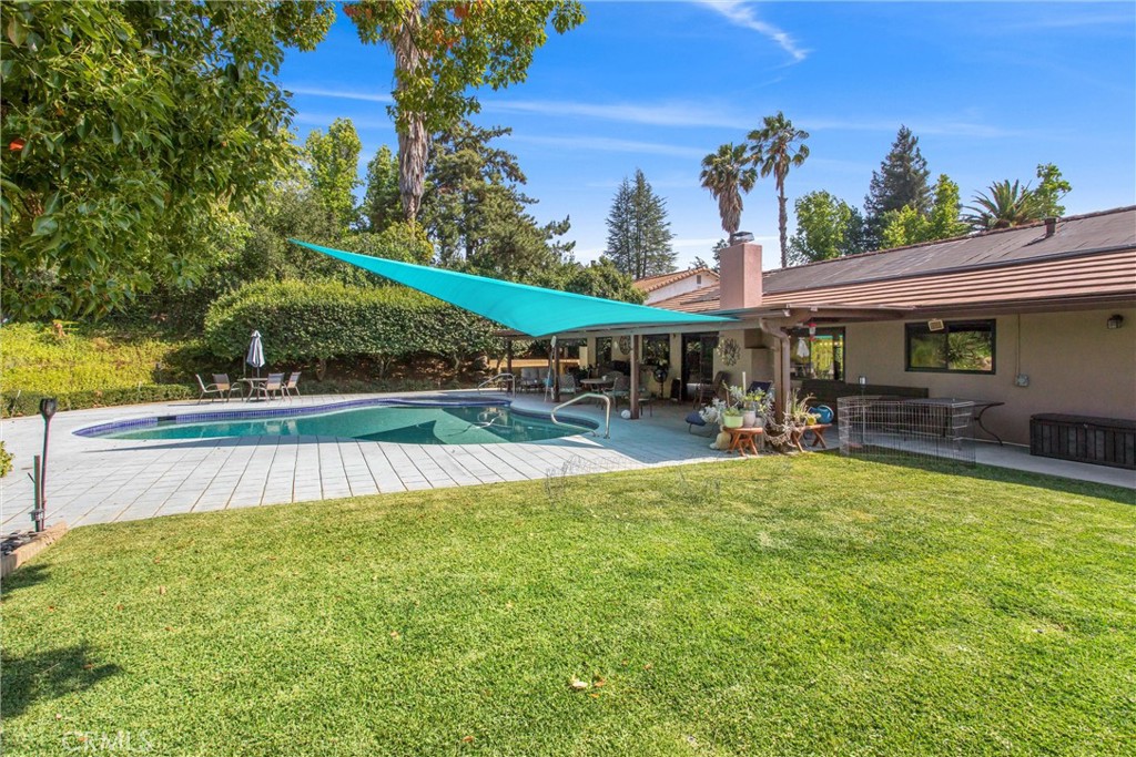 1405 Sterling Road Redlands, CA 92373 - Photo 31 of 49