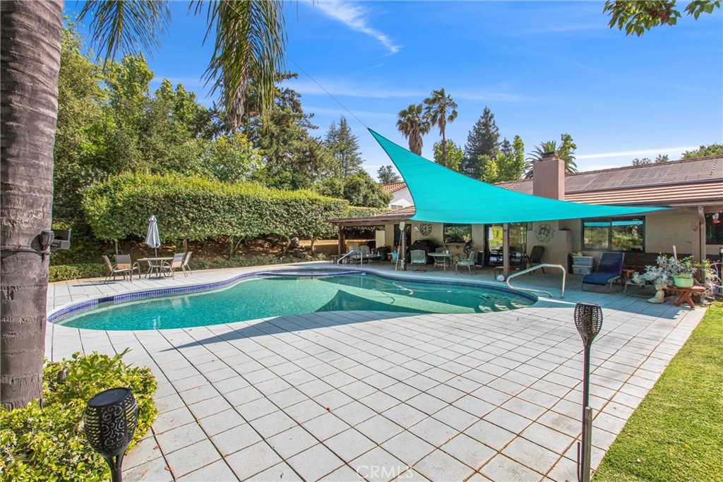 1405 Sterling Road Redlands, CA 92373 - Photo 32 of 49