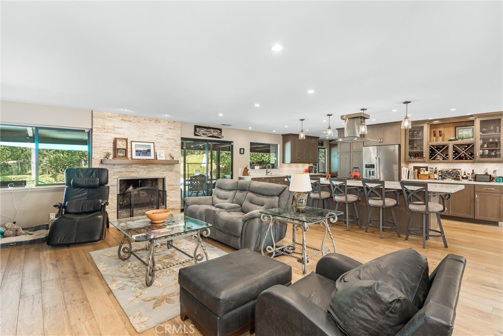 1405 Sterling Road Redlands, CA 92373 - Photo 6 of 49