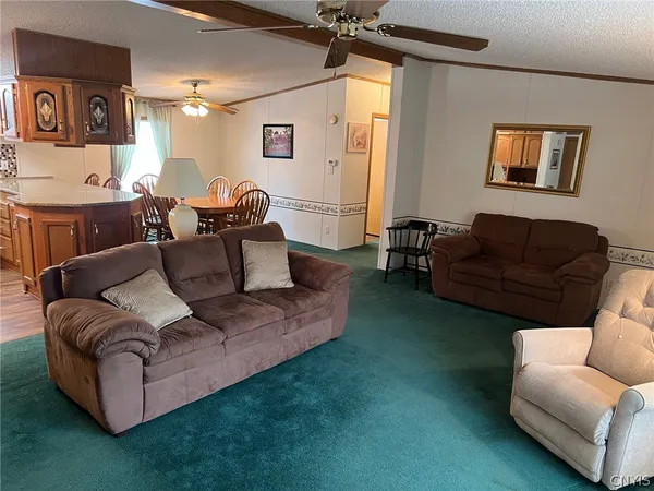 $106,500 | 6 Mapledale Acrs, Trenton, NY 13304