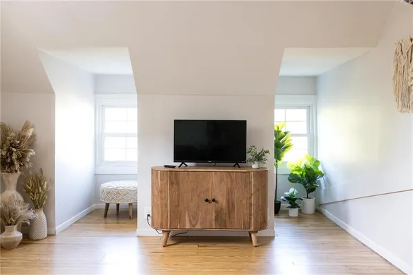 $549,000 | 5707 The Paseo, Kansas City, MO 64110
