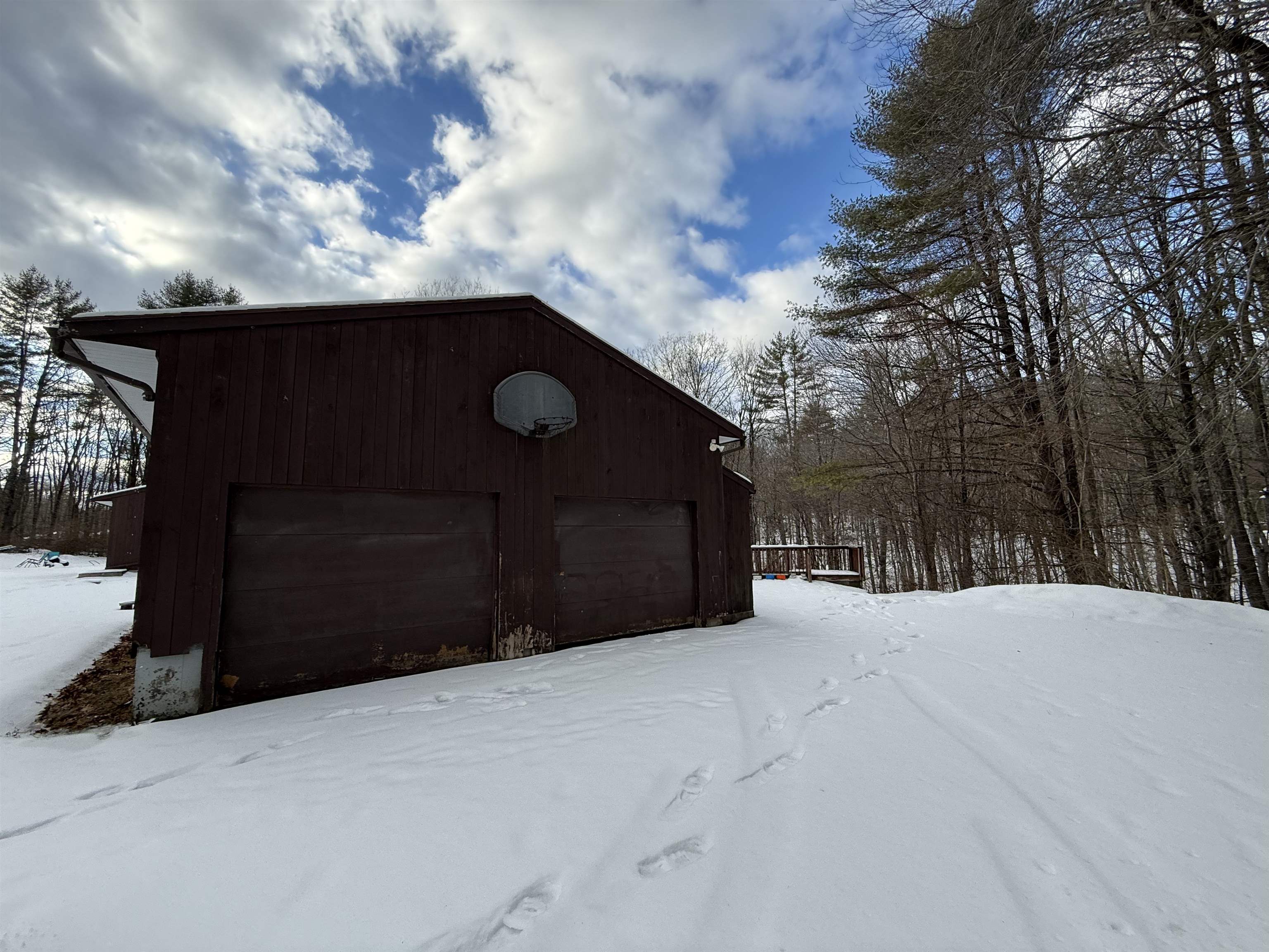 256 Middle Branch Road New Boston, NH 03070 - Photo 15 of 16