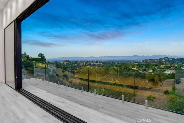 $5,600 | 19131 Menard Place, Tarzana, CA 91356