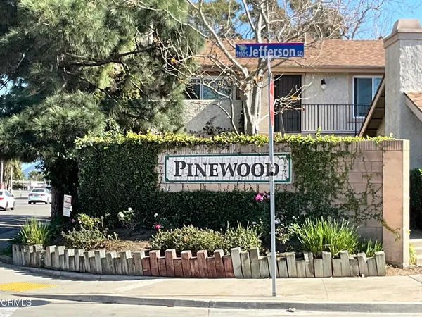 $425,000 | 5117 Jefferson Square, Oxnard, CA 93033