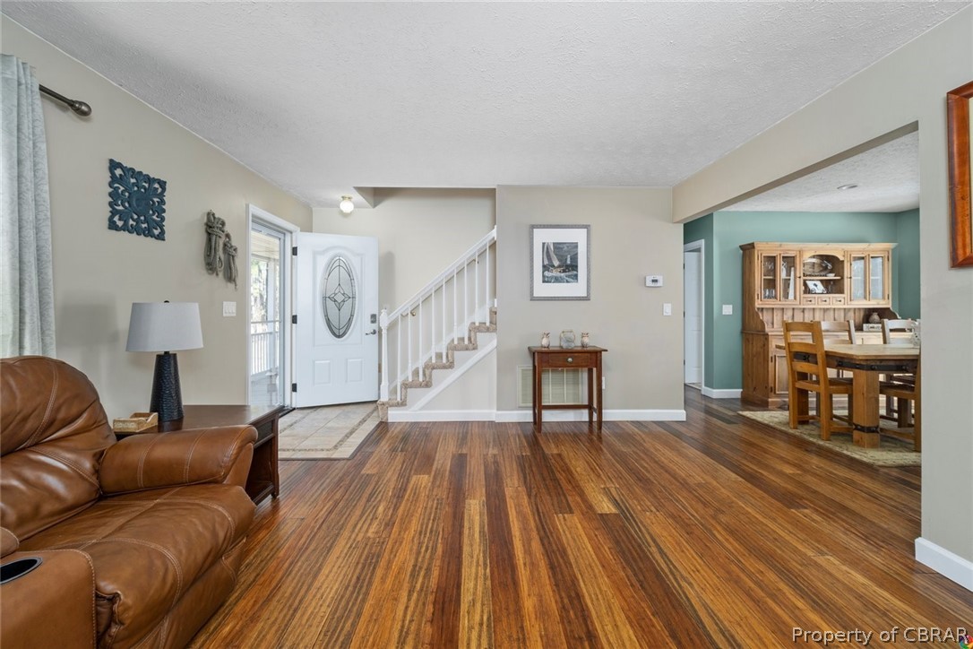 9255 Farys Mill Road Gloucester, VA 23061 - Photo 7 of 45 Gallery Image 7