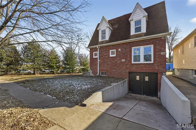 $265,000 | 5435 Christy Avenue, St. Louis, MO 63116