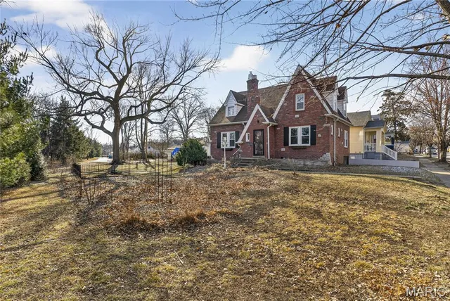 $265,000 | 5435 Christy Avenue, St. Louis, MO 63116