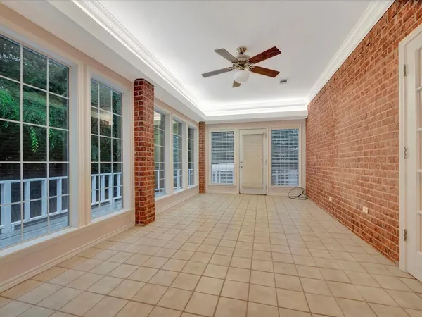 $299,000 | 8 Columbia Court, Lufkin, TX 75901