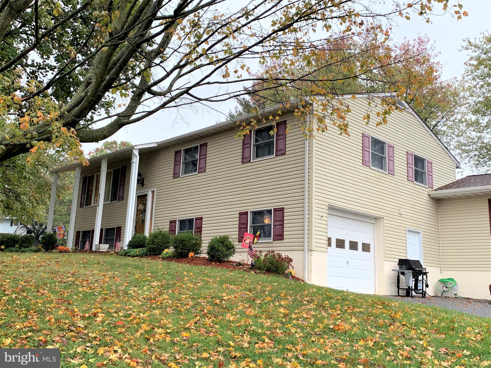 4575 Dave Rill Road Hampstead, MD 21074 - Photo 1 of 23 Front of House