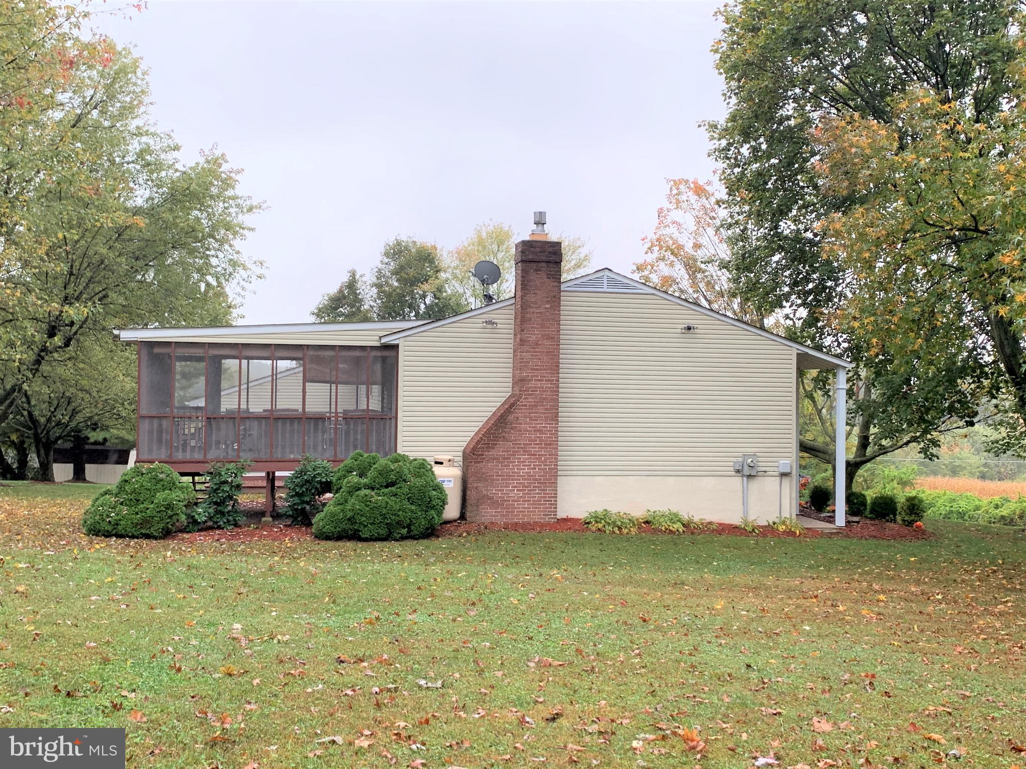 4575 Dave Rill Road Hampstead, MD 21074 - Photo 21 of 23 Side of House