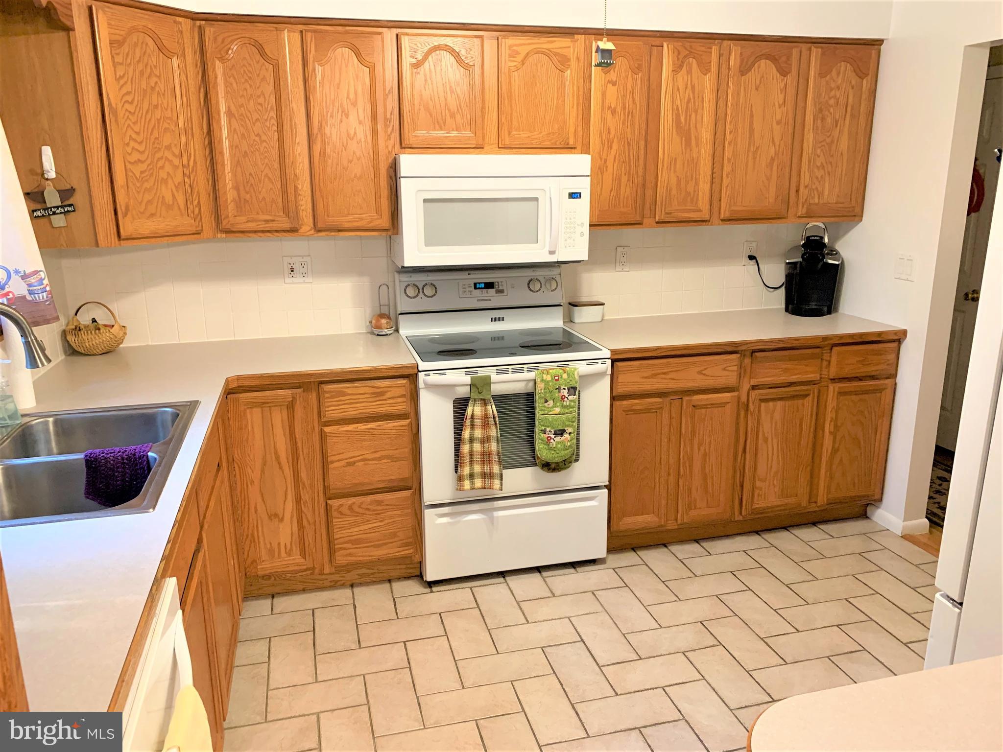 4575 Dave Rill Road Hampstead, MD 21074 - Photo 9 of 23 Another view of Kitchen