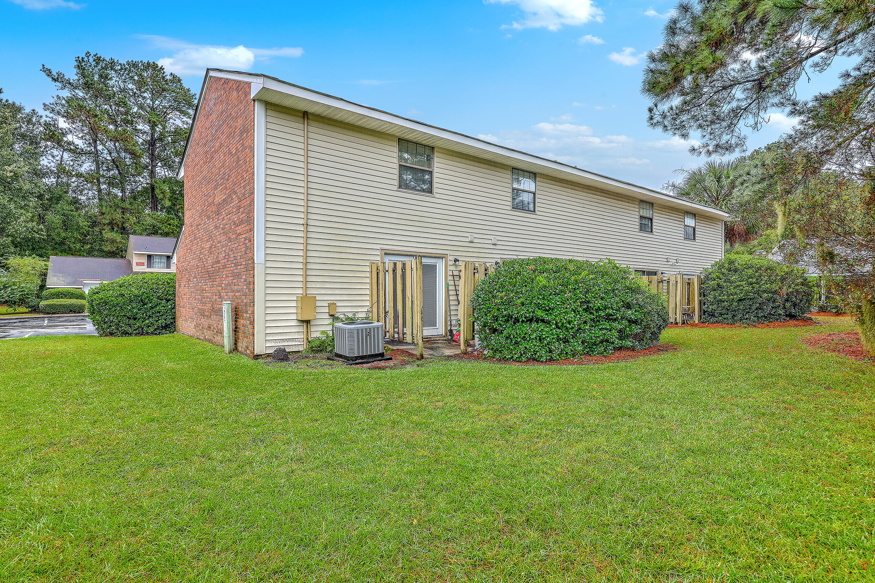 2362 Parsonage Road, Unit 14D Charleston, SC 29414 - Photo 24 of 30 ZYN_2506_07_08_09_10_11_12