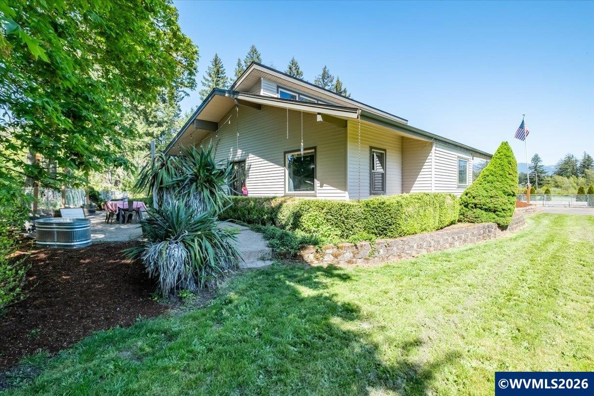604 West Central Street Gates, OR 97346 - Photo 45 of 50