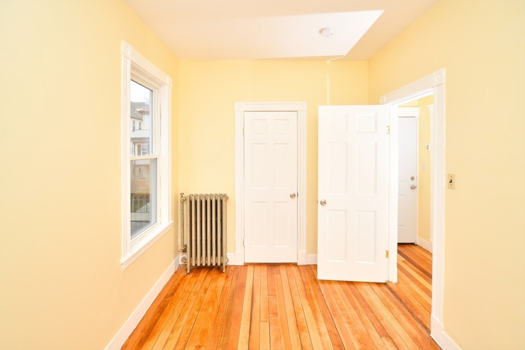 15 Vesta Road Boston, MA 02124 - Photo 6 of 16