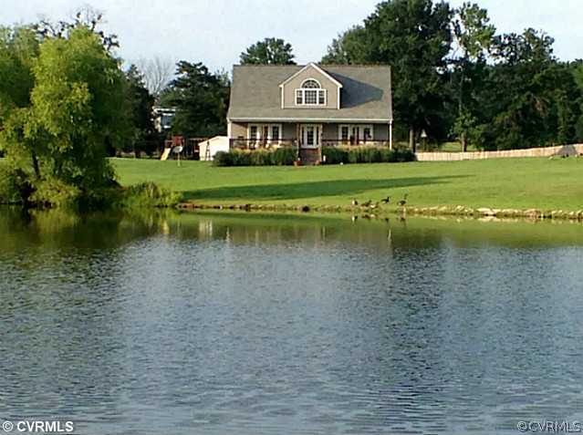 15215 Green Acres Road Beaverdam, VA 23015 - Photo 3 of 23 Exterior Front - Seldom does a home like this beco