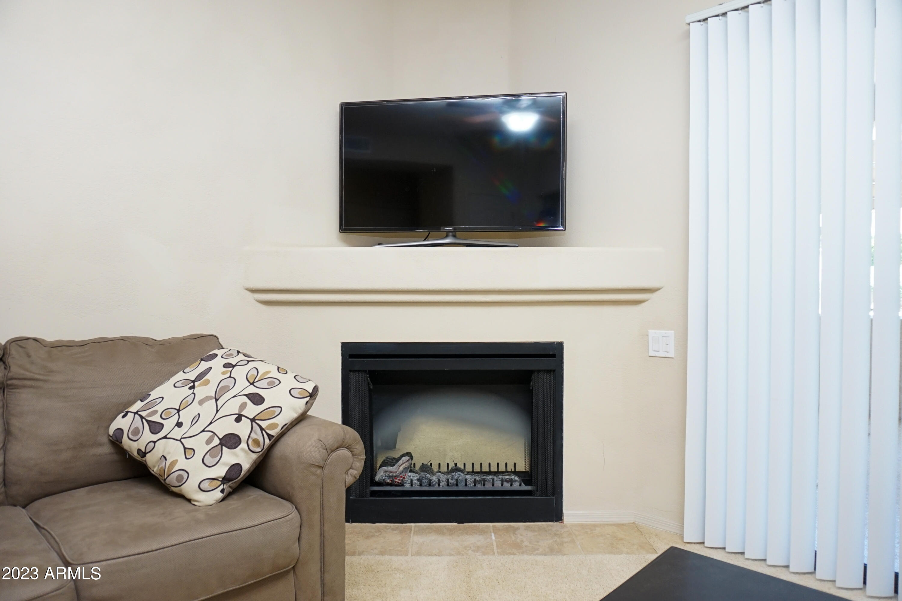 2550 East River Road, Unit 4101 Tucson, AZ 85718 - Photo 4 of 34 DSC03896