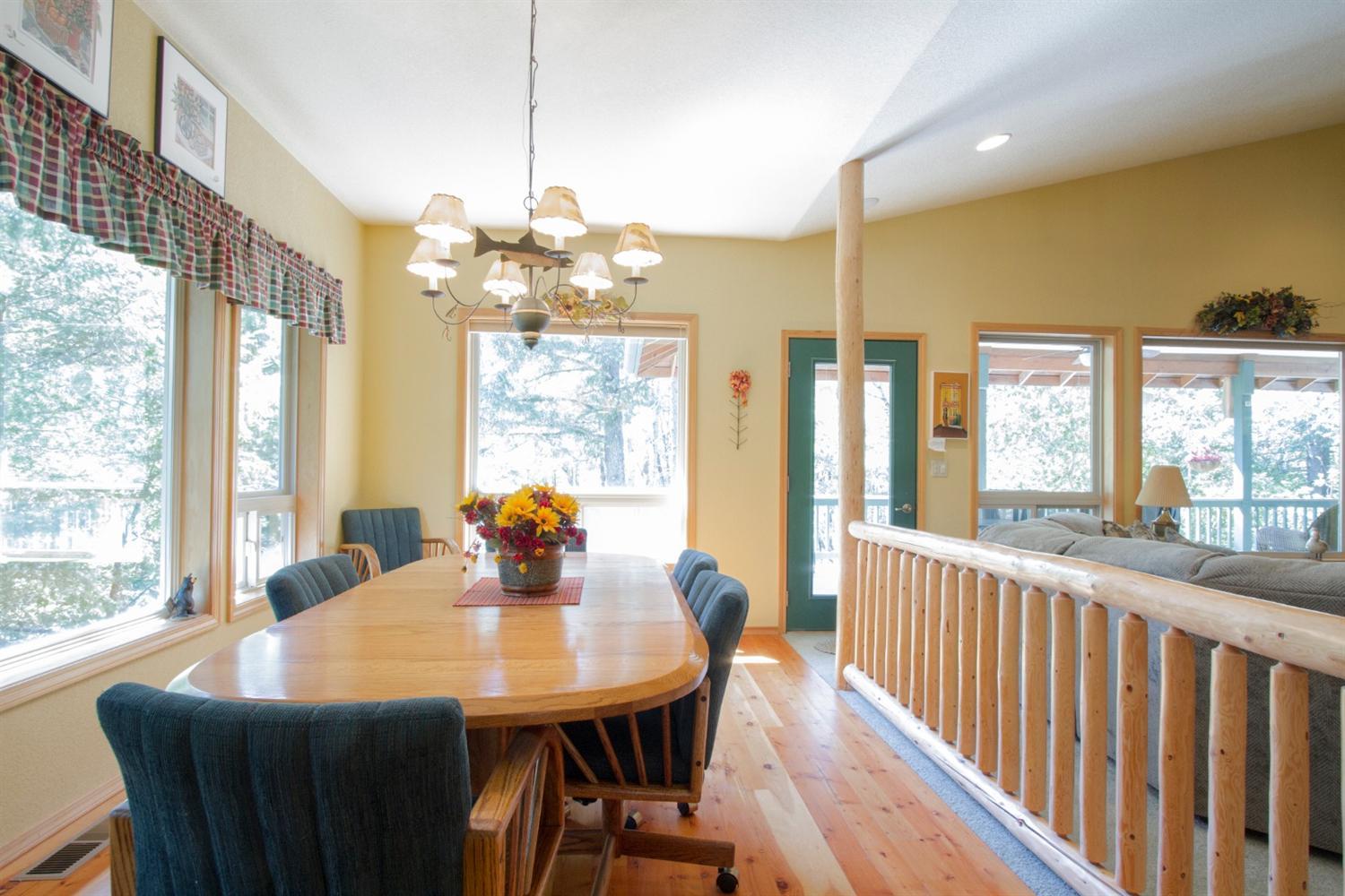 195 Stewart Road Grants Pass, OR 97526 - Photo 13 of 25 Additional Photo