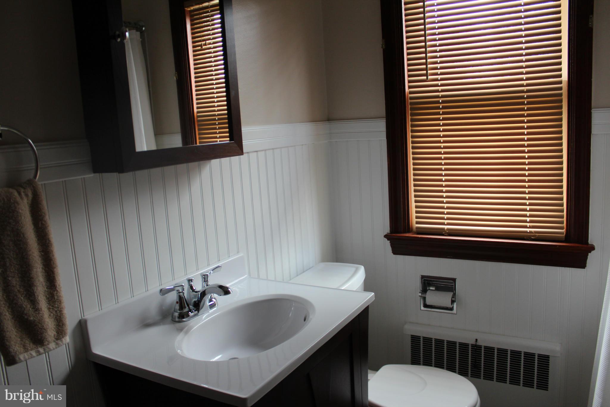 1039 Security Road Hagerstown, MD 21742 - Photo 14 of 17 Bath