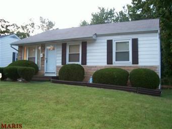 433 Lancashire Road St. Louis, MO 63137 - Photo 1 of 1