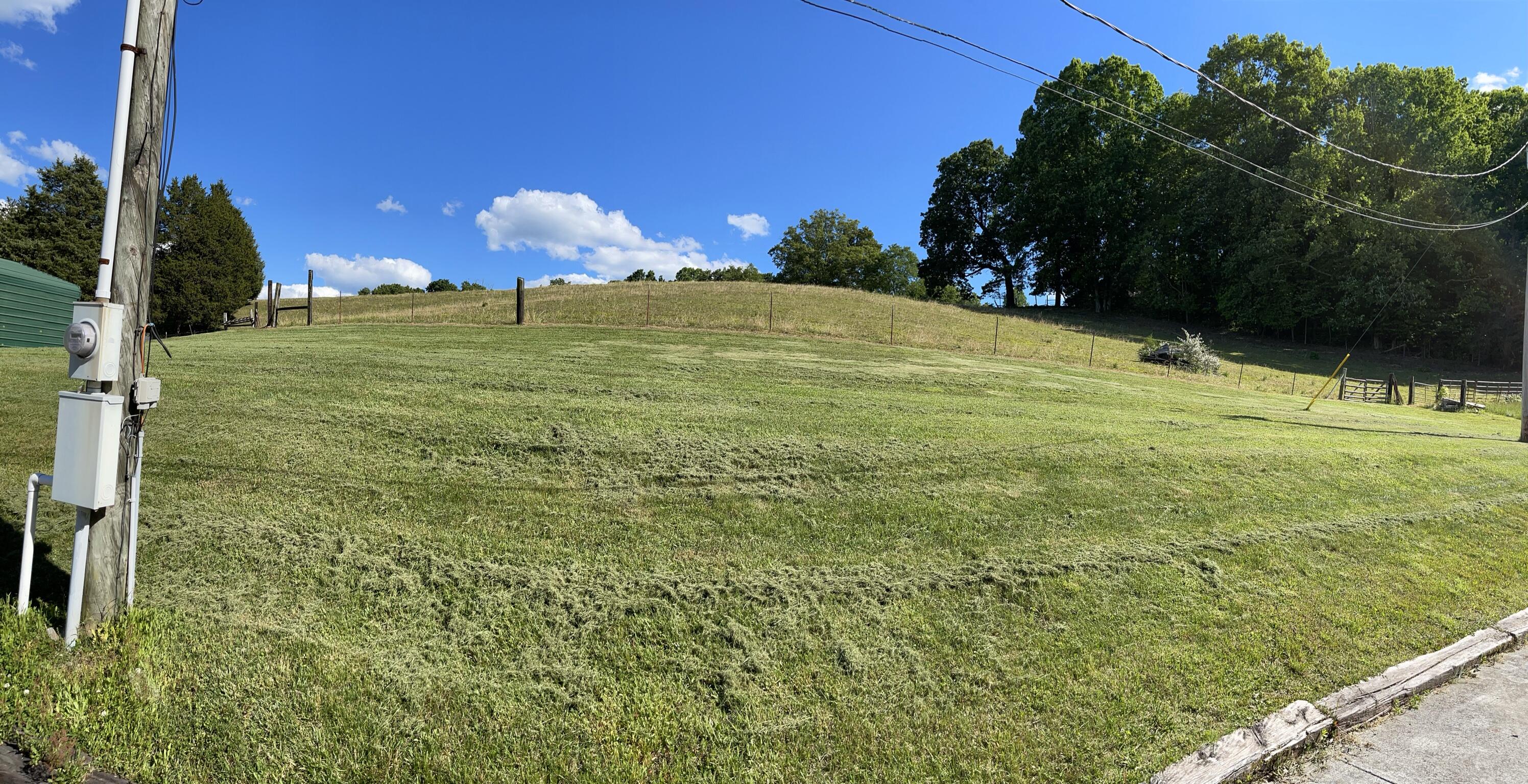 431 Carroll Hollow Road Clinton, TN 37716 - Photo 1 of 14 AE1BDE85-9E8A-4B8F-8F6E-7D48A11130B6