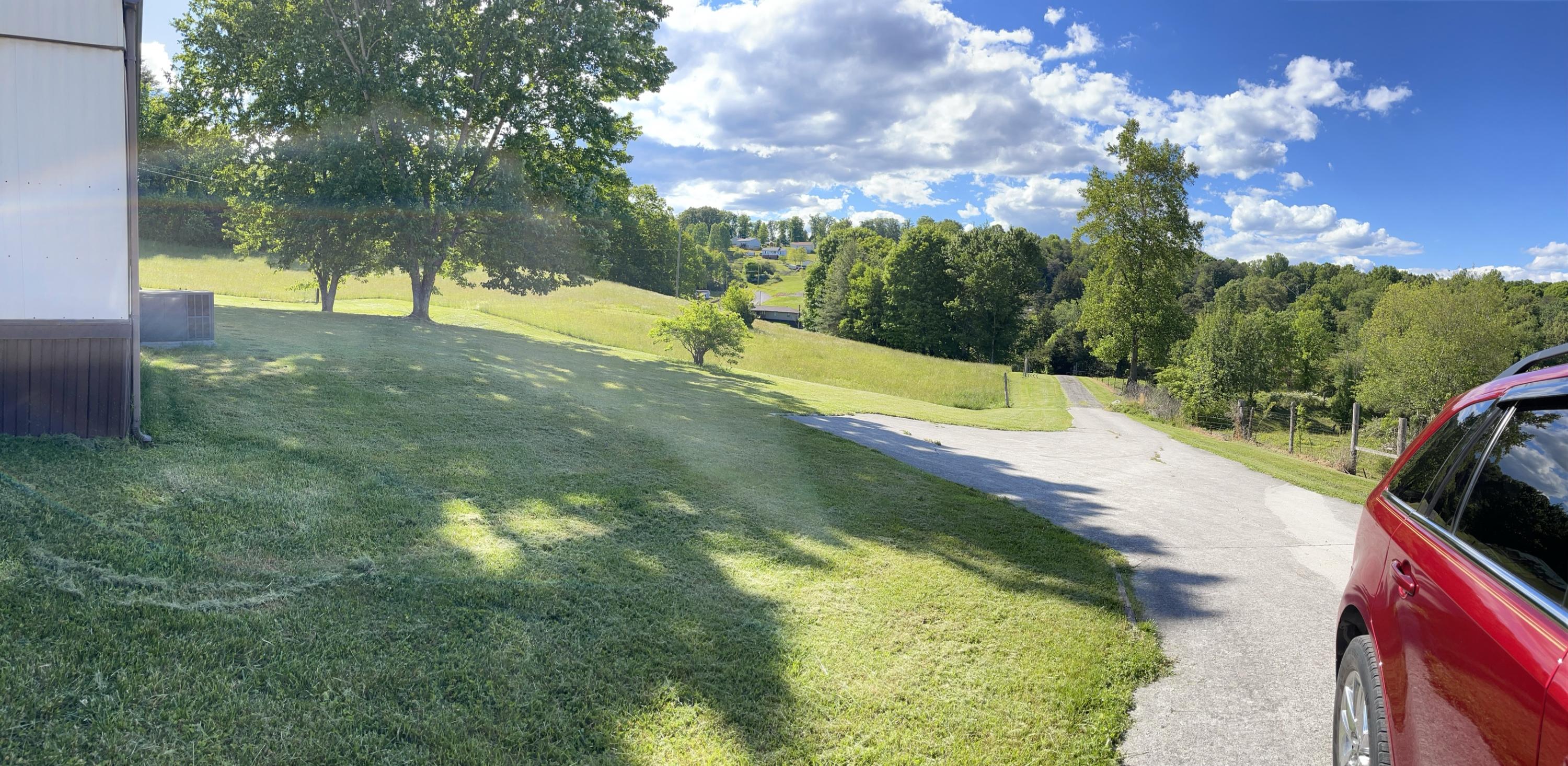 431 Carroll Hollow Road Clinton, TN 37716 - Photo 3 of 14 3B13A80E-C73C-4459-9A68-5FCD25724AE0