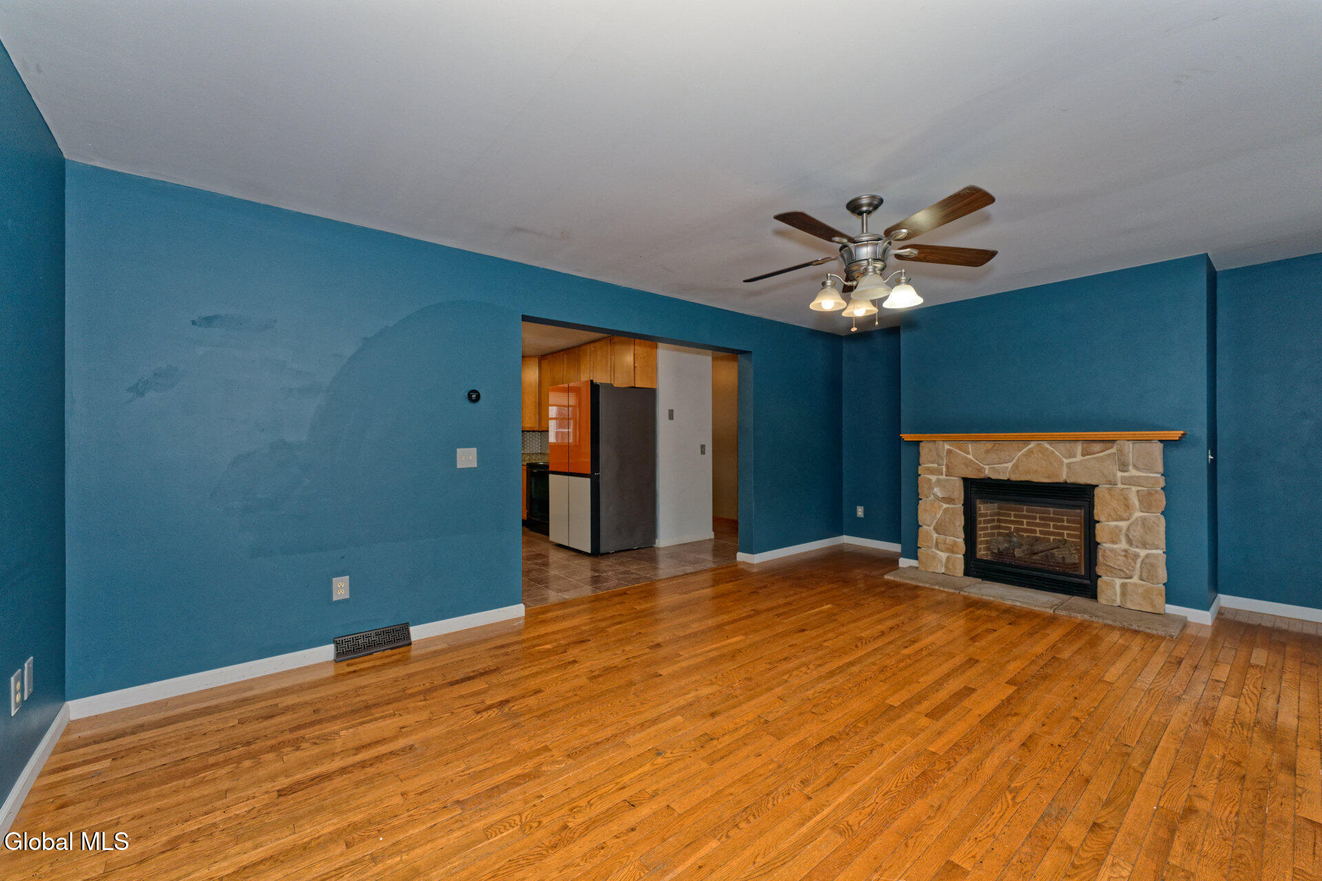 44 Allen Road Argyle, NY 12809 - Photo 15 of 58 2 Livingroom 3