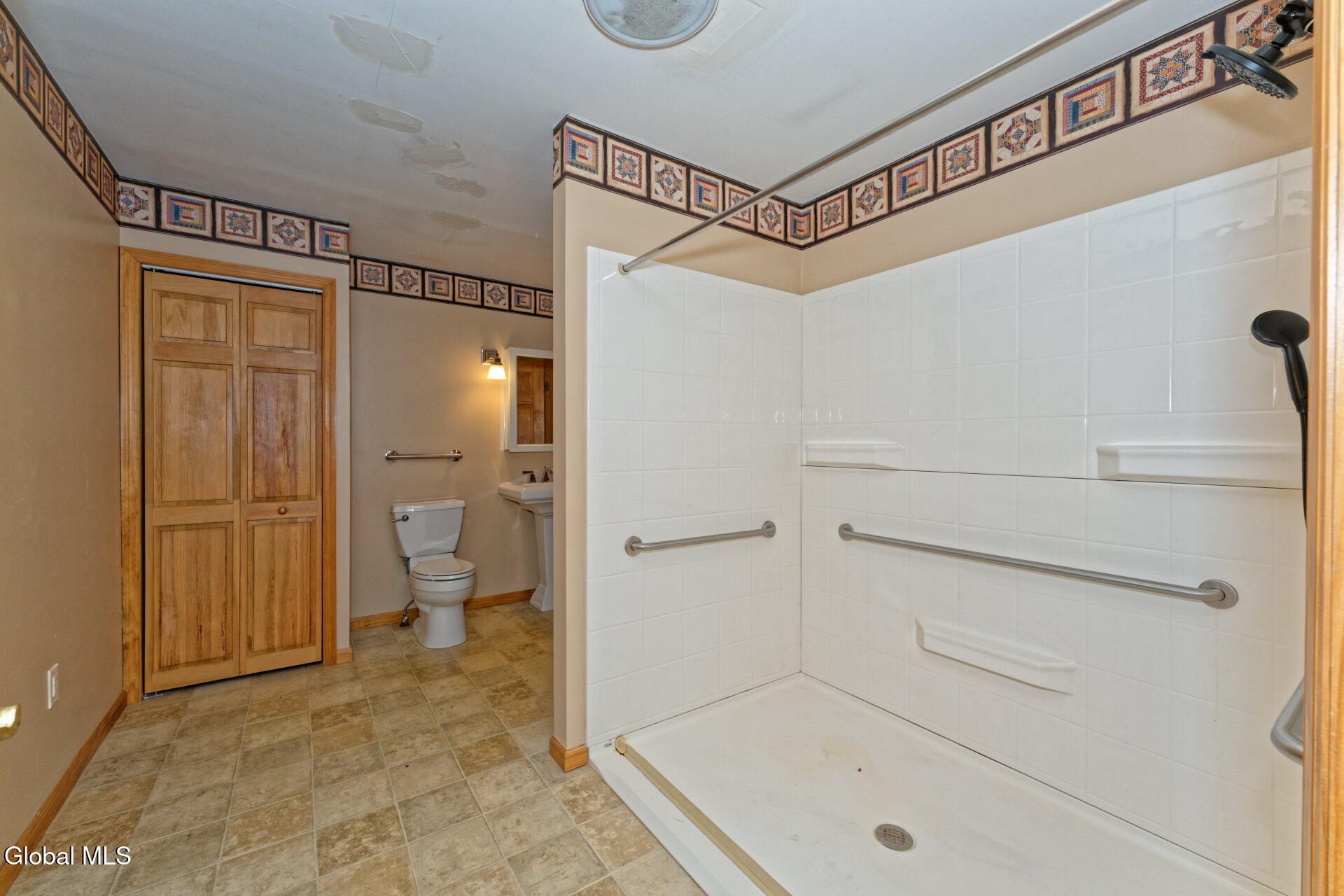 44 Allen Road Argyle, NY 12809 - Photo 35 of 58 8 Bathroom 2