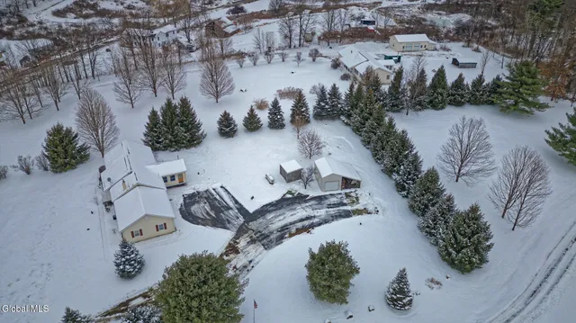 $335,000 | 44 Allen Road, Argyle, NY 12809