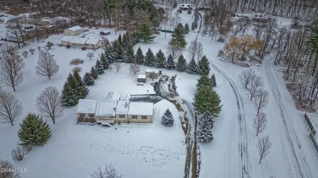 $335,000 | 44 Allen Road, Argyle, NY 12809