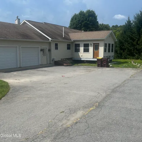 $335,000 | 44 Allen Road, Argyle, NY 12809