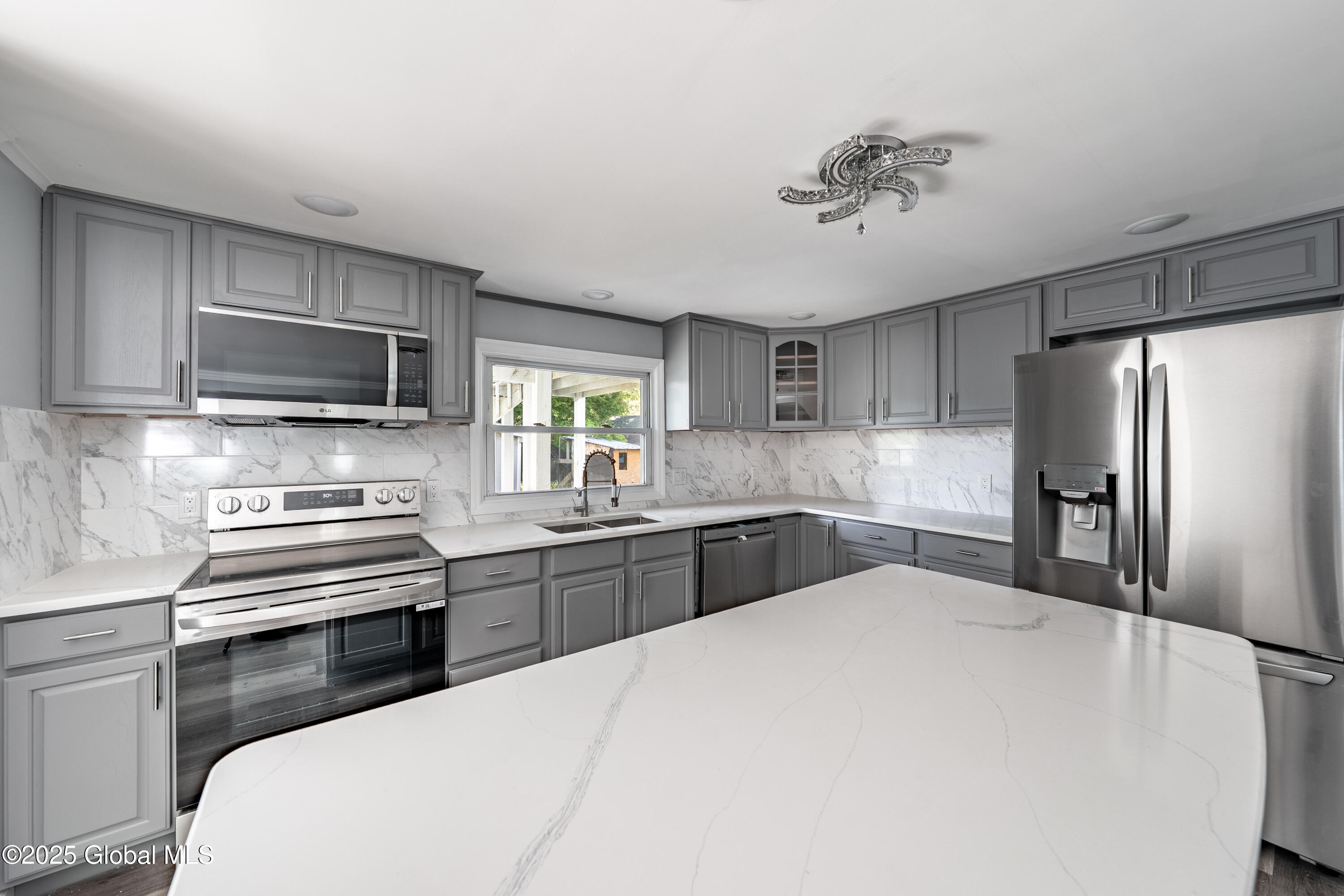 7116 Fuller Station Road Schenectady, NY 12303 - Photo 4 of 23 DSC01567-HDR