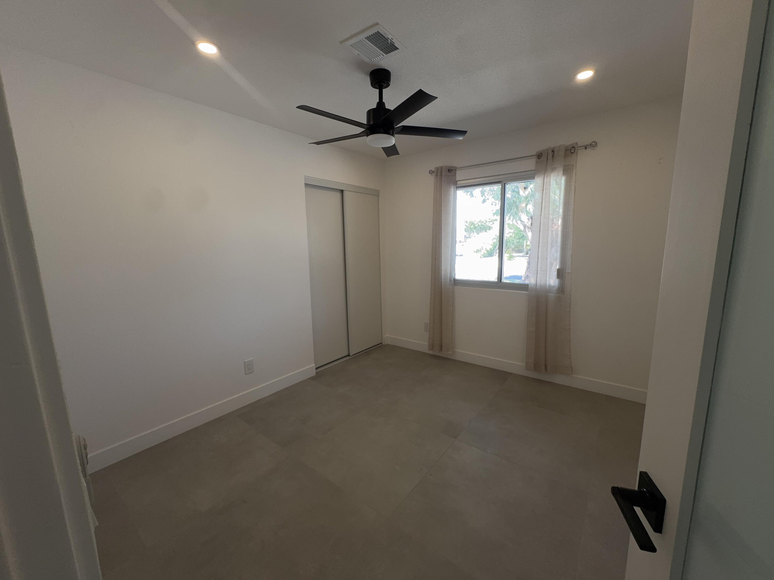 2175 North Sandra Road Palm Springs, CA 92262 - Photo 8 of 10 8