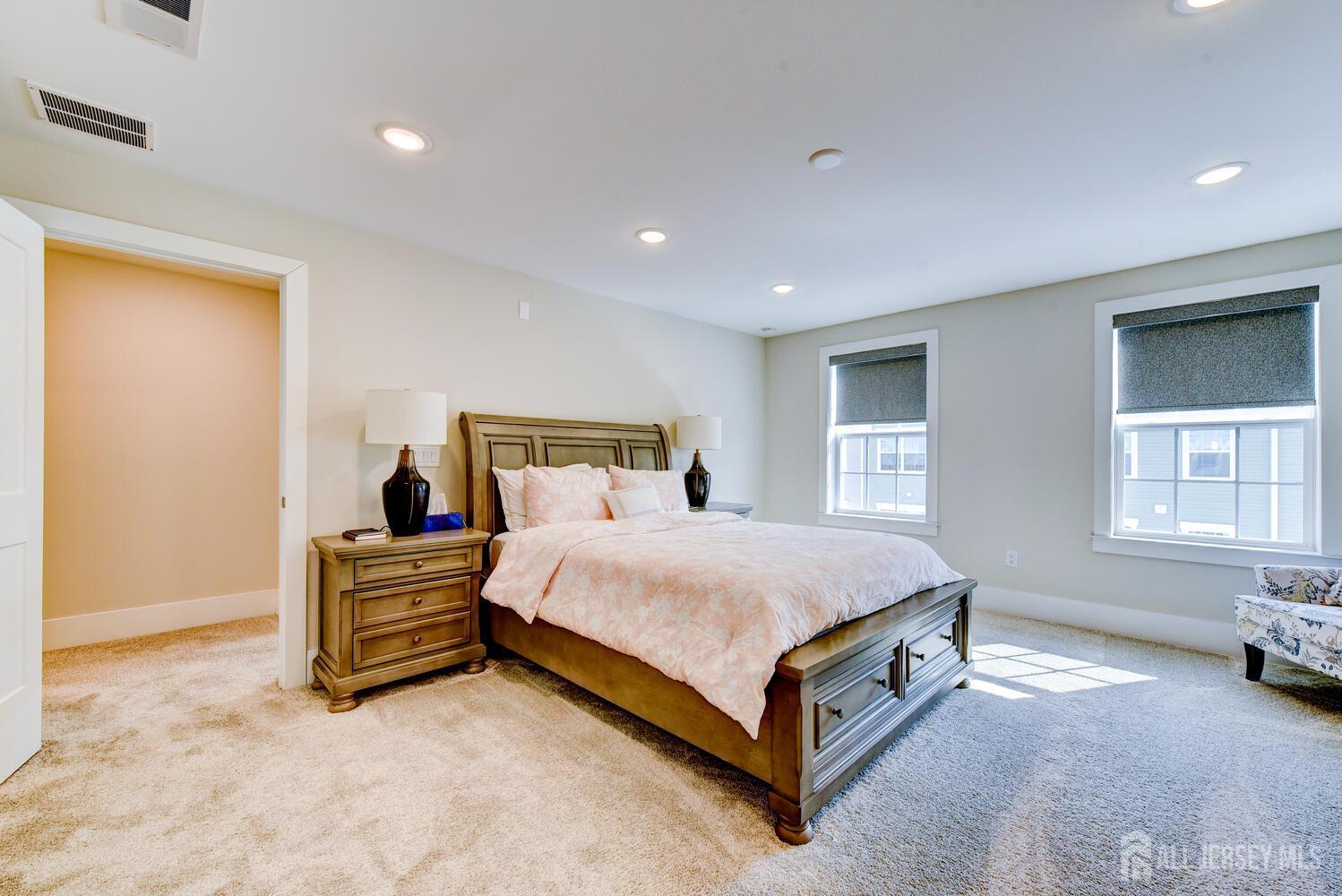 736 Station Road Dunellen, NJ 08812 - Photo 35 of 47