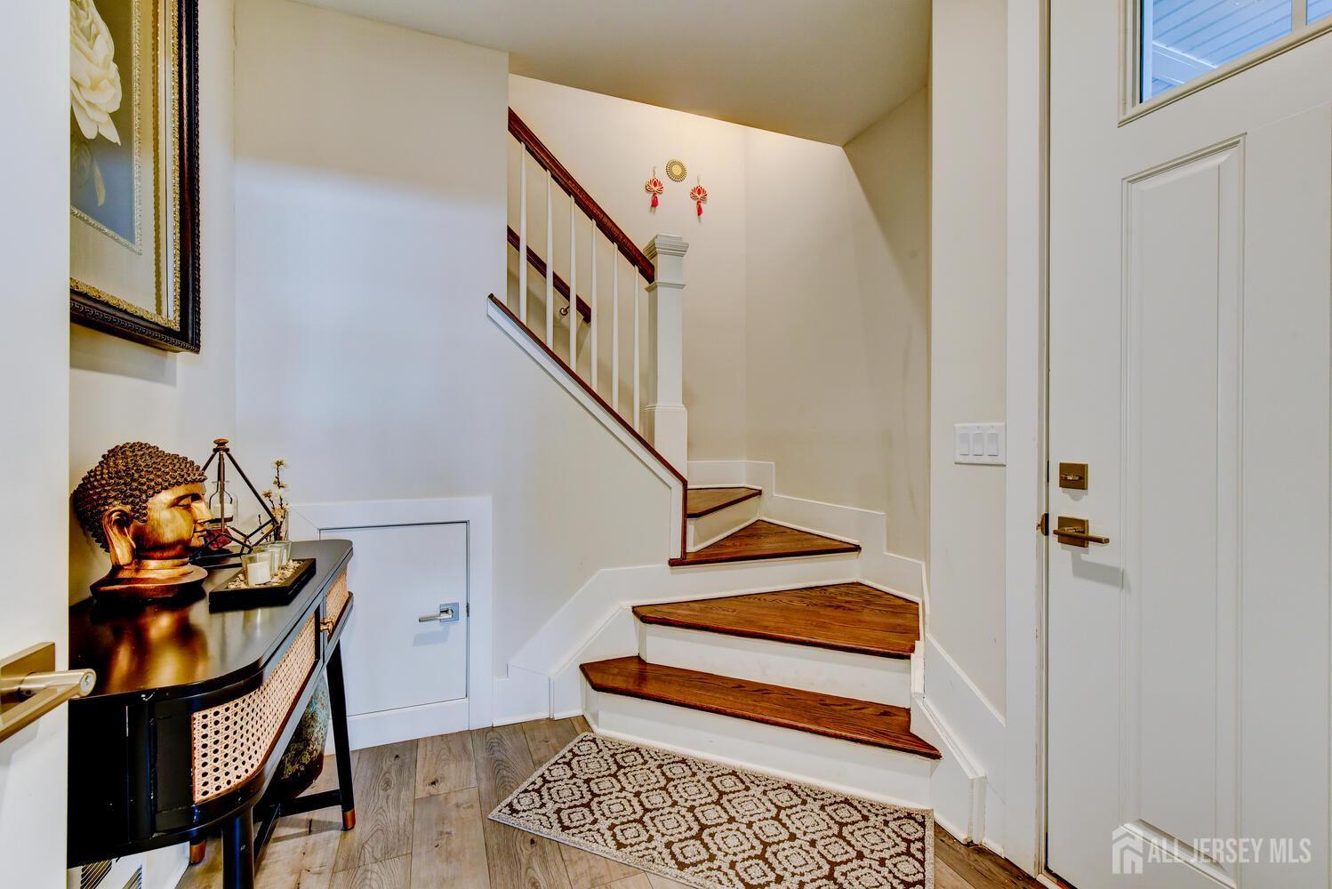 736 Station Road Dunellen, NJ 08812 - Photo 4 of 47