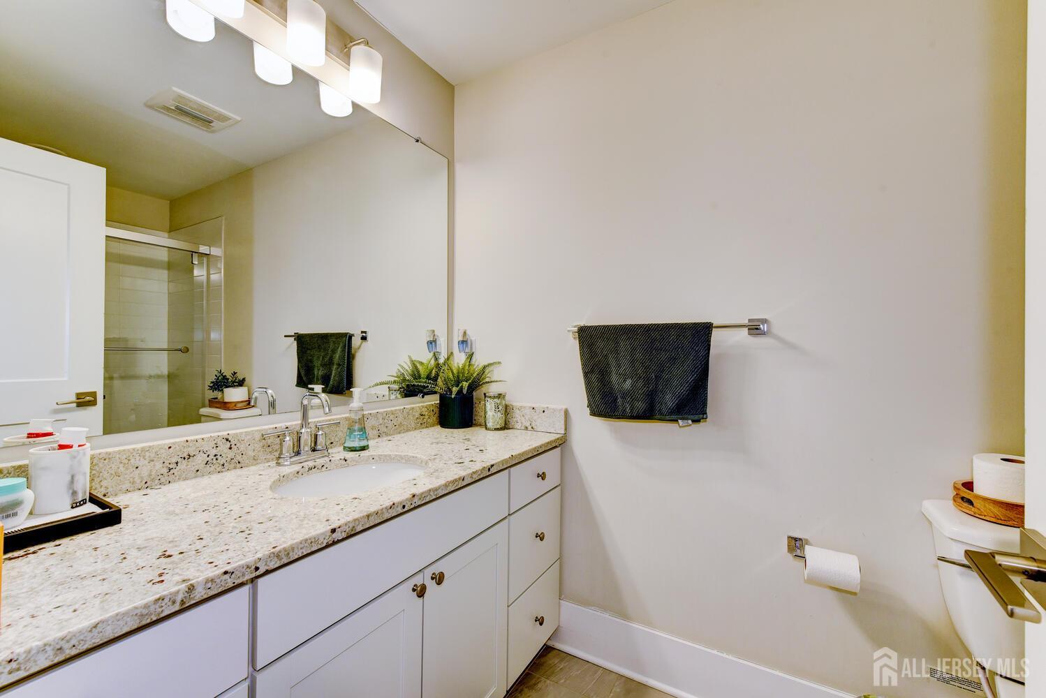 736 Station Road Dunellen, NJ 08812 - Photo 44 of 47