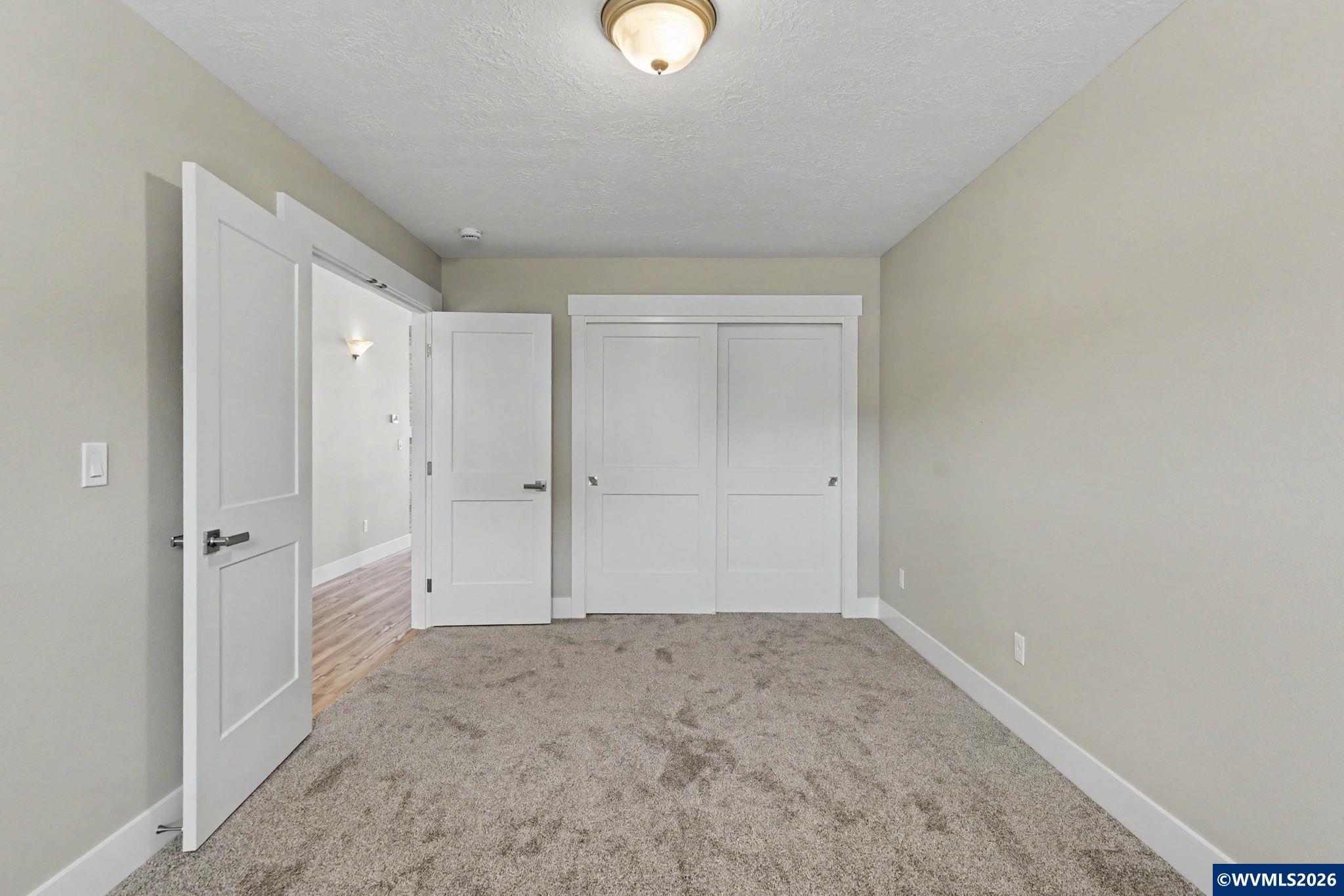 5650 Jeremy Vly Road Southeast Salem, OR 97306 - Photo 5 of 45
