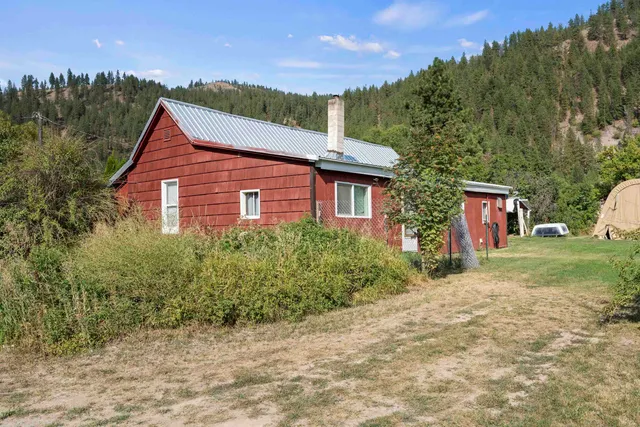 $217,500 | 1395 East Street, Addy, WA 99101