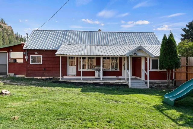 $217,500 | 1395 East Street, Addy, WA 99101