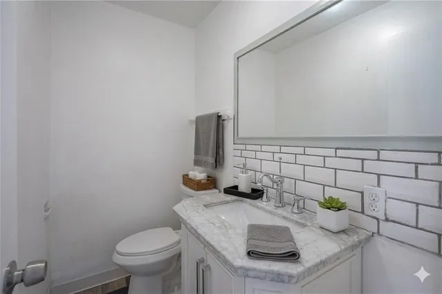 $150,000 | 7703 East 107th Street, Kansas City, MO 64134