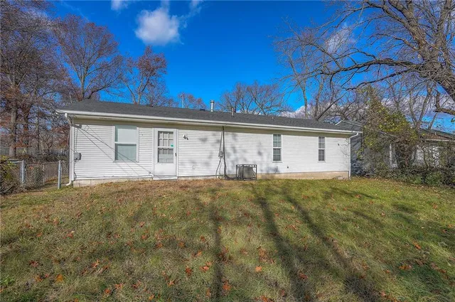 $150,000 | 7703 East 107th Street, Kansas City, MO 64134