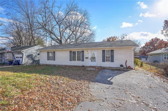 $150,000 | 7703 East 107th Street, Kansas City, MO 64134