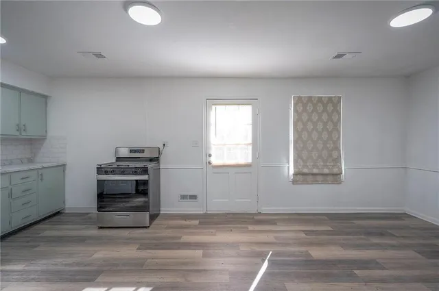 $150,000 | 7703 East 107th Street, Kansas City, MO 64134