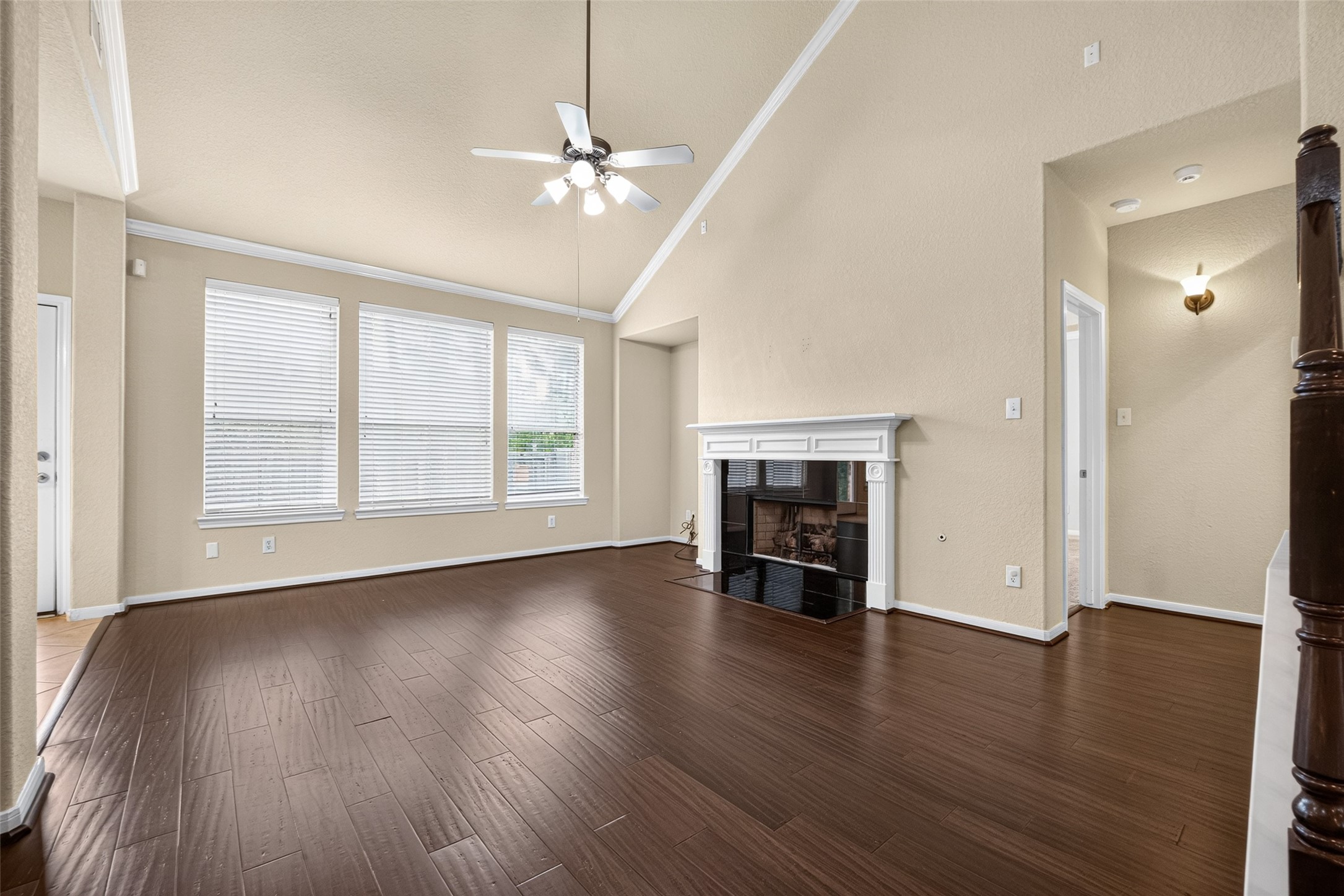 93 South Rocky Point Circle Spring, TX 77389 - Photo 13 of 50 Gallery Image 13