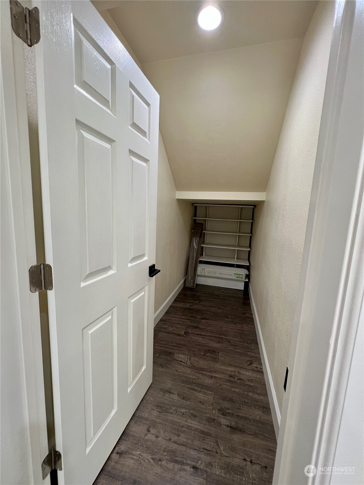 22925 49th Avenue Southeast Bothell, WA 98021 - Photo 33 of 40 a view of entryway