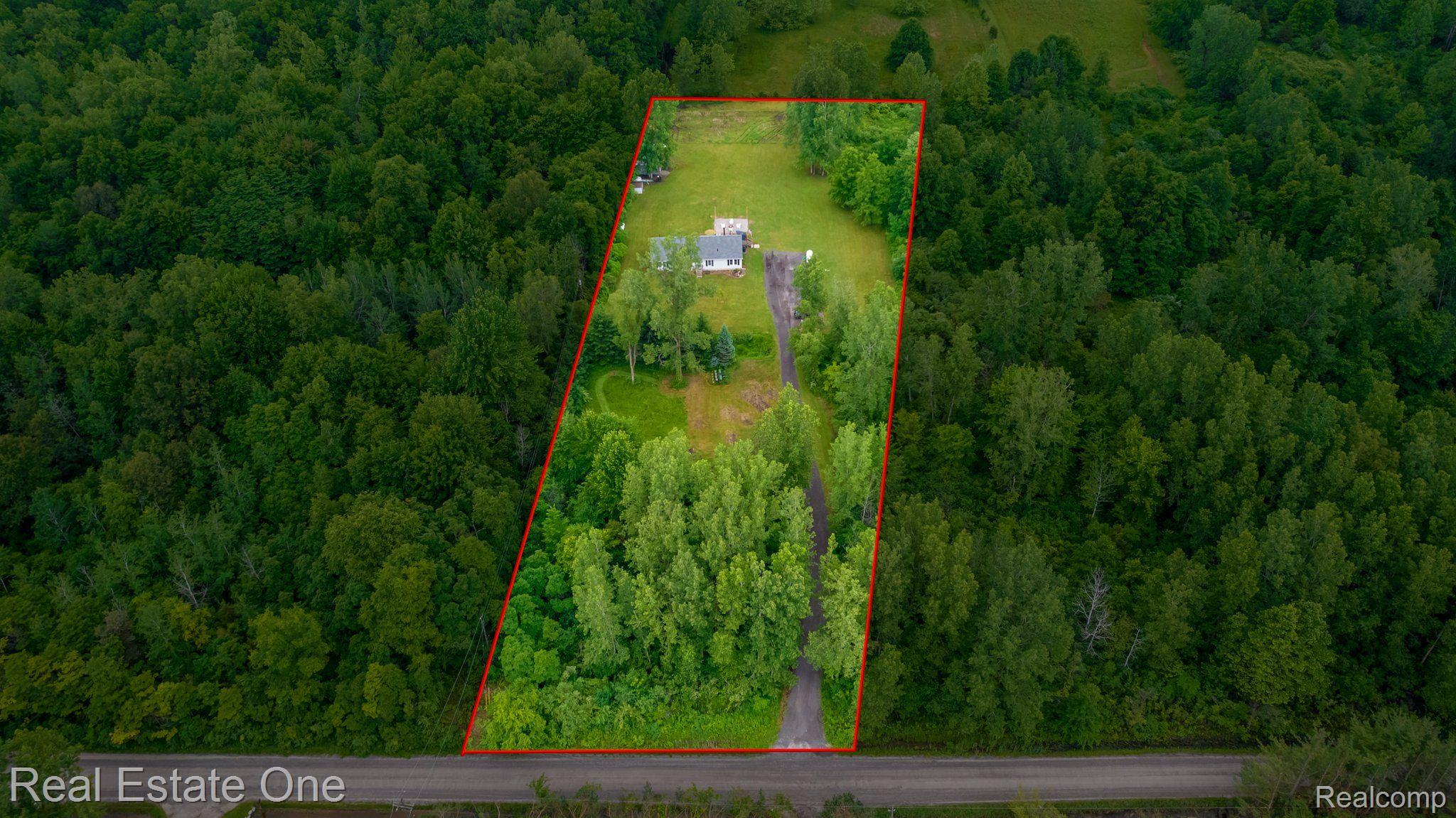 8178 West Newburg Road Belleville, MI 48111 - Photo 2 of 34 Gallery Image 2