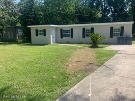 5745 Carnation Road Jacksonville, FL 32209 - Photo 1 of 34 front of home