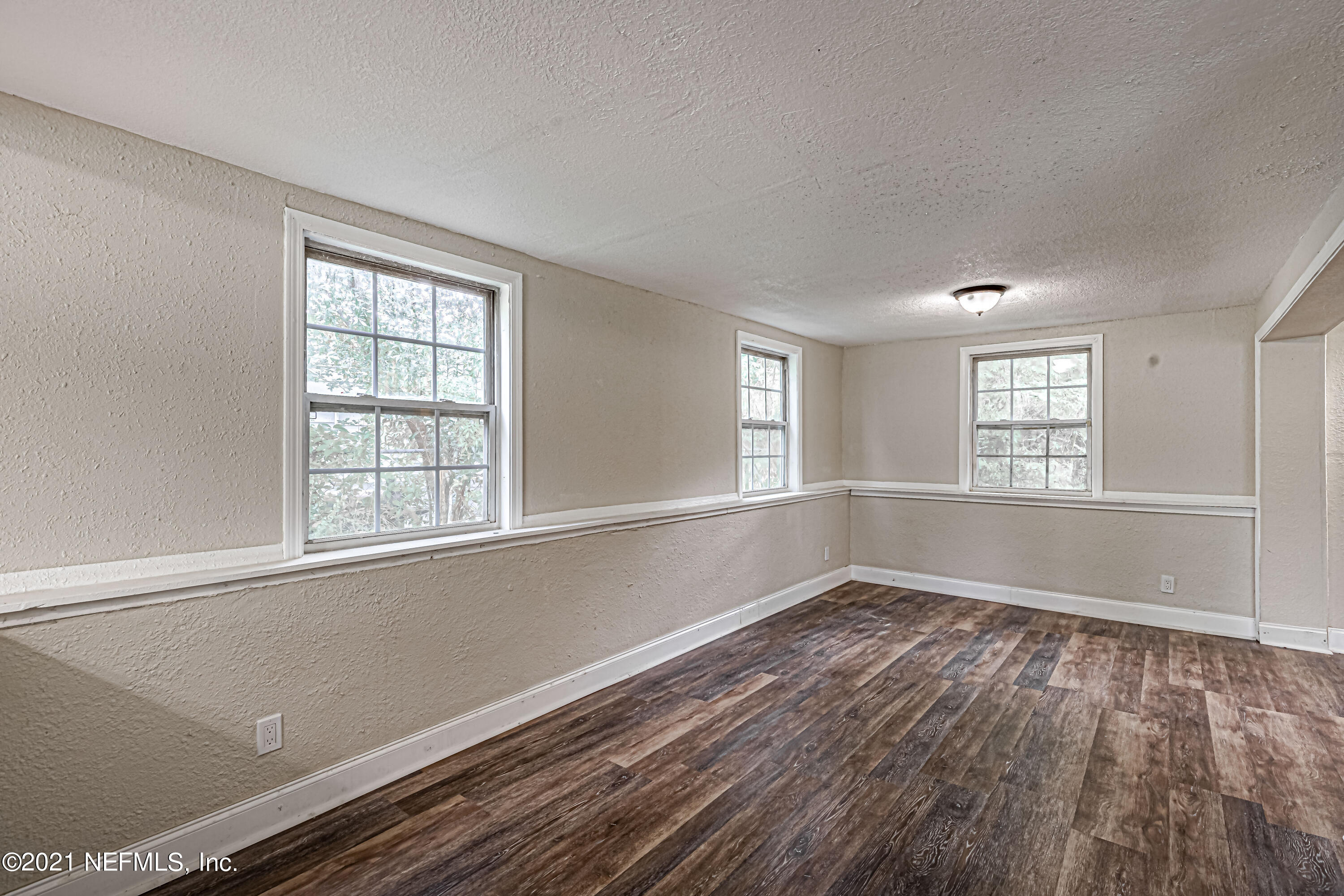 5745 Carnation Road Jacksonville, FL 32209 - Photo 8 of 34 7-