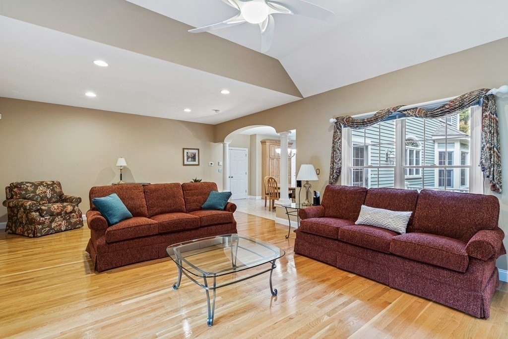 99 Thistle Road North Andover, MA 01845 - Photo 12 of 41 Gallery Image 12