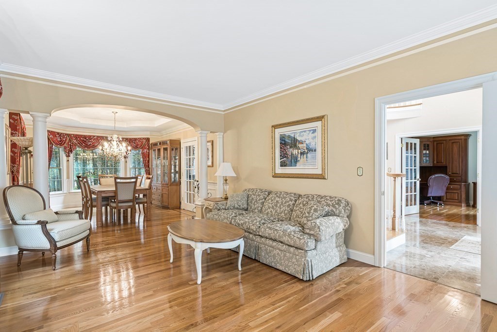 99 Thistle Road North Andover, MA 01845 - Photo 15 of 41 Gallery Image 15